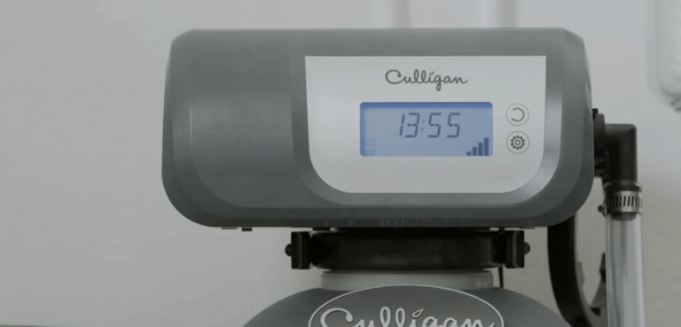 Inställning av saltnivå för Culligan Avenew & Evolife